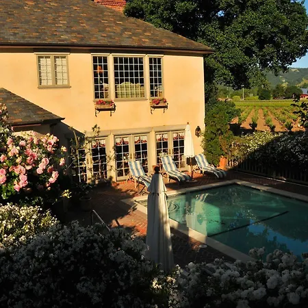 Vineyard Country Inn